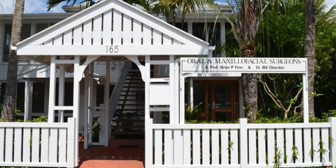 Cairns Oral Surgery - Dentist in Melbourne 1