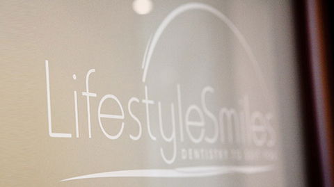 Lifestyle Smiles - Dentist in Melbourne 1