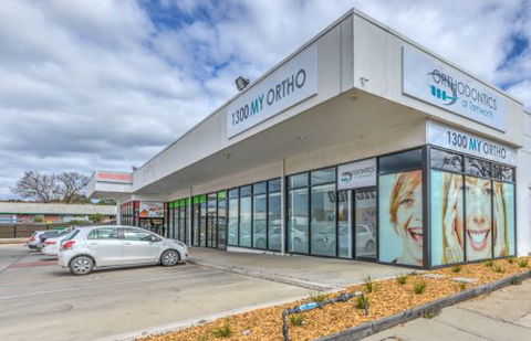 Orthodontics At Tamworth - Dentist in Melbourne 1