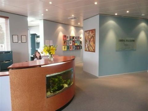 Malcolm Deall & Associates - Dentist in Melbourne 4