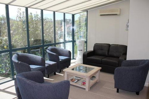 Collins Street Dental - Dentist in Melbourne 0